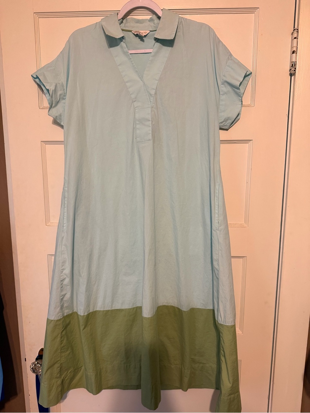 crown & ivy Light Mint Green Button-Up Shirt